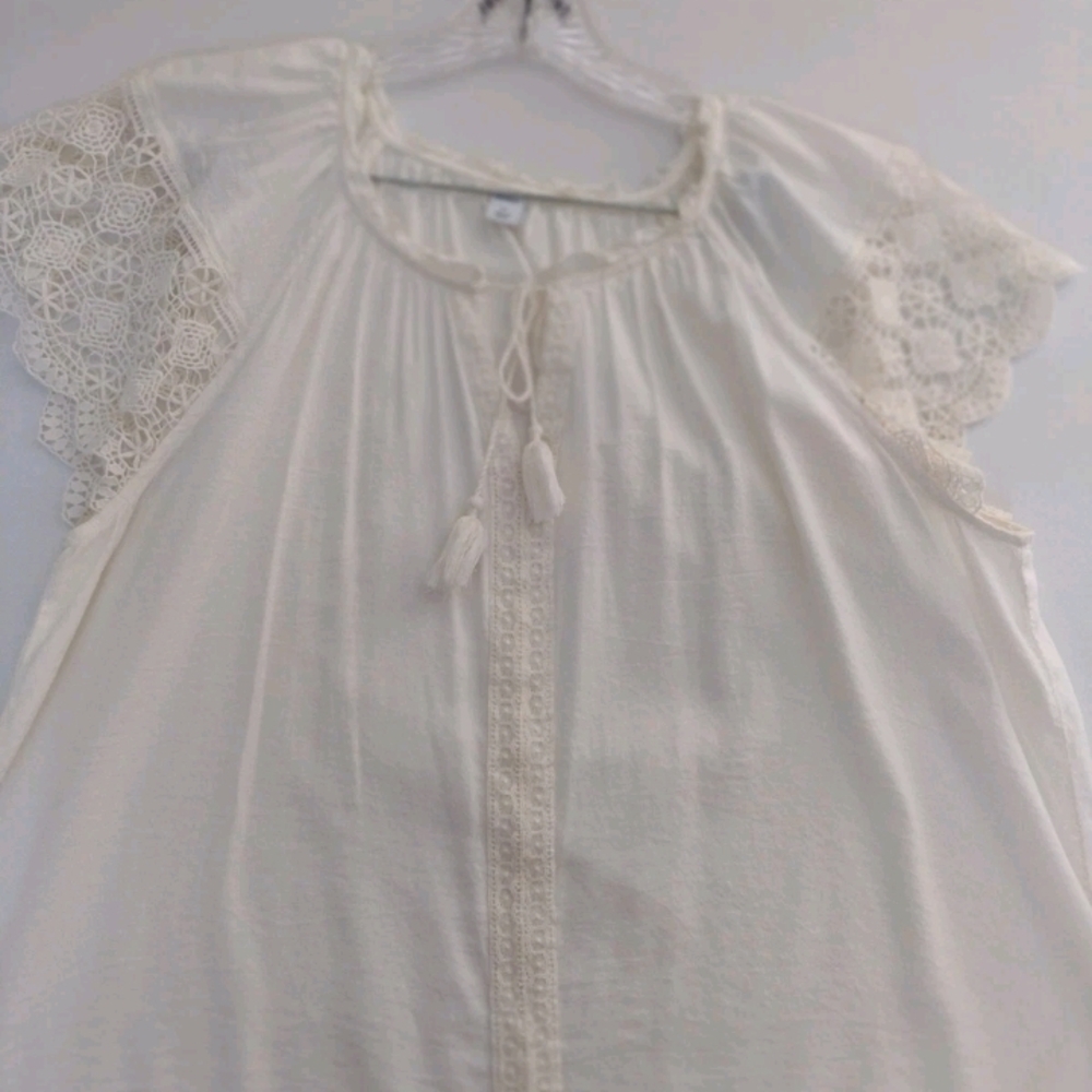 XL Old Navy Cream Crochet Lace Sleeve Tie Front Tassels Beachy LightweightBlouse